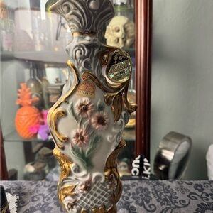 Luxurious Gold and Gray Ornate Vase